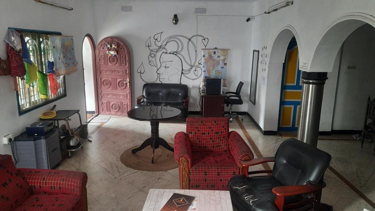 Hostel Gandhi Chennai Zewnętrze zdjęcie